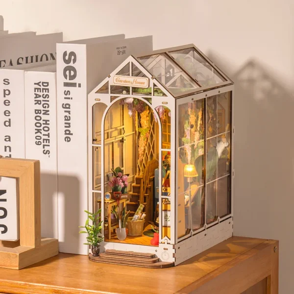 Holiday Garden House DIY Book Nook Kit - Image 9