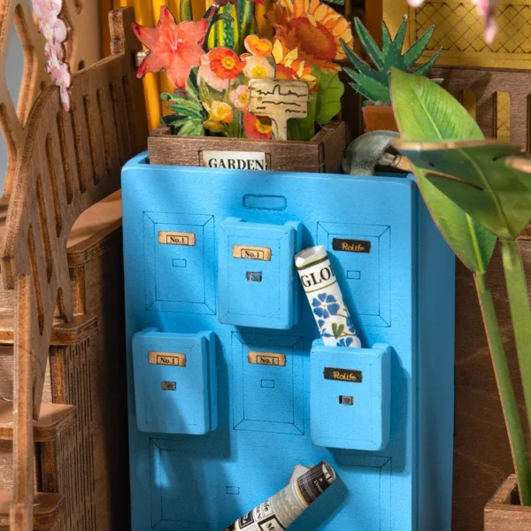 Holiday Garden House DIY Book Nook Kit - Image 5